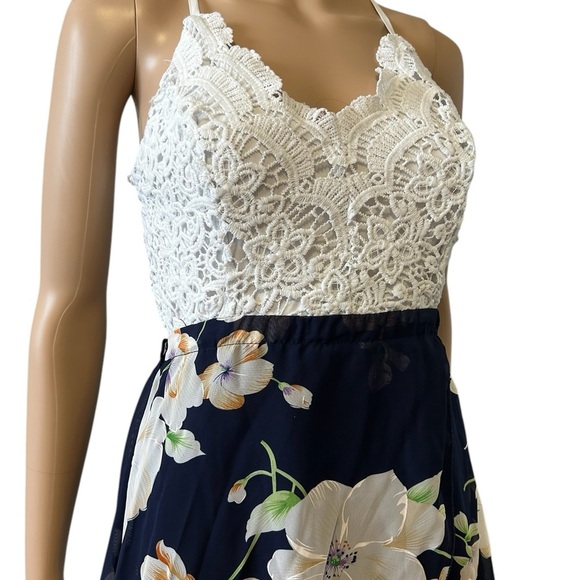 Floral Summer Navy Dress - Picture 2 of 5